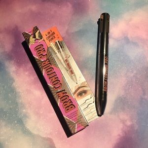 Benefit Cosmetics - Brow Contour